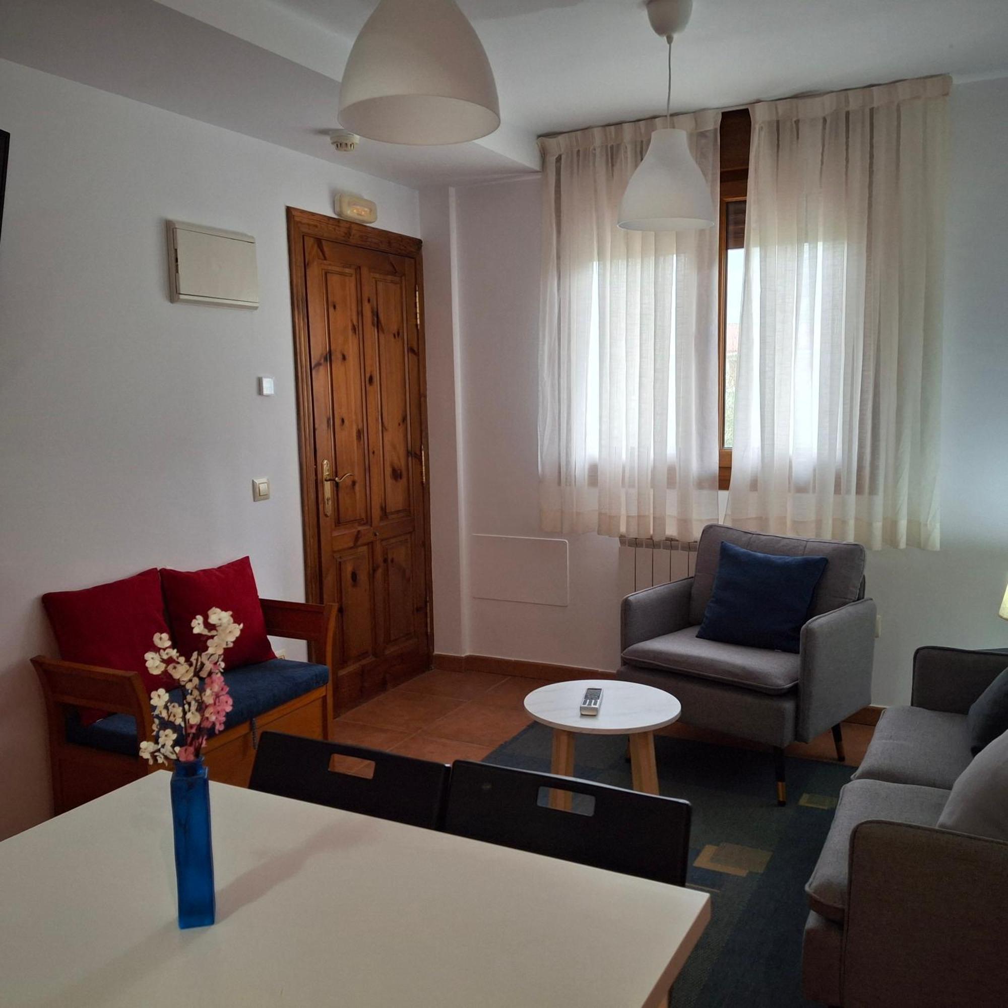 Apartamentos La Higar La Pesa Exterior photo